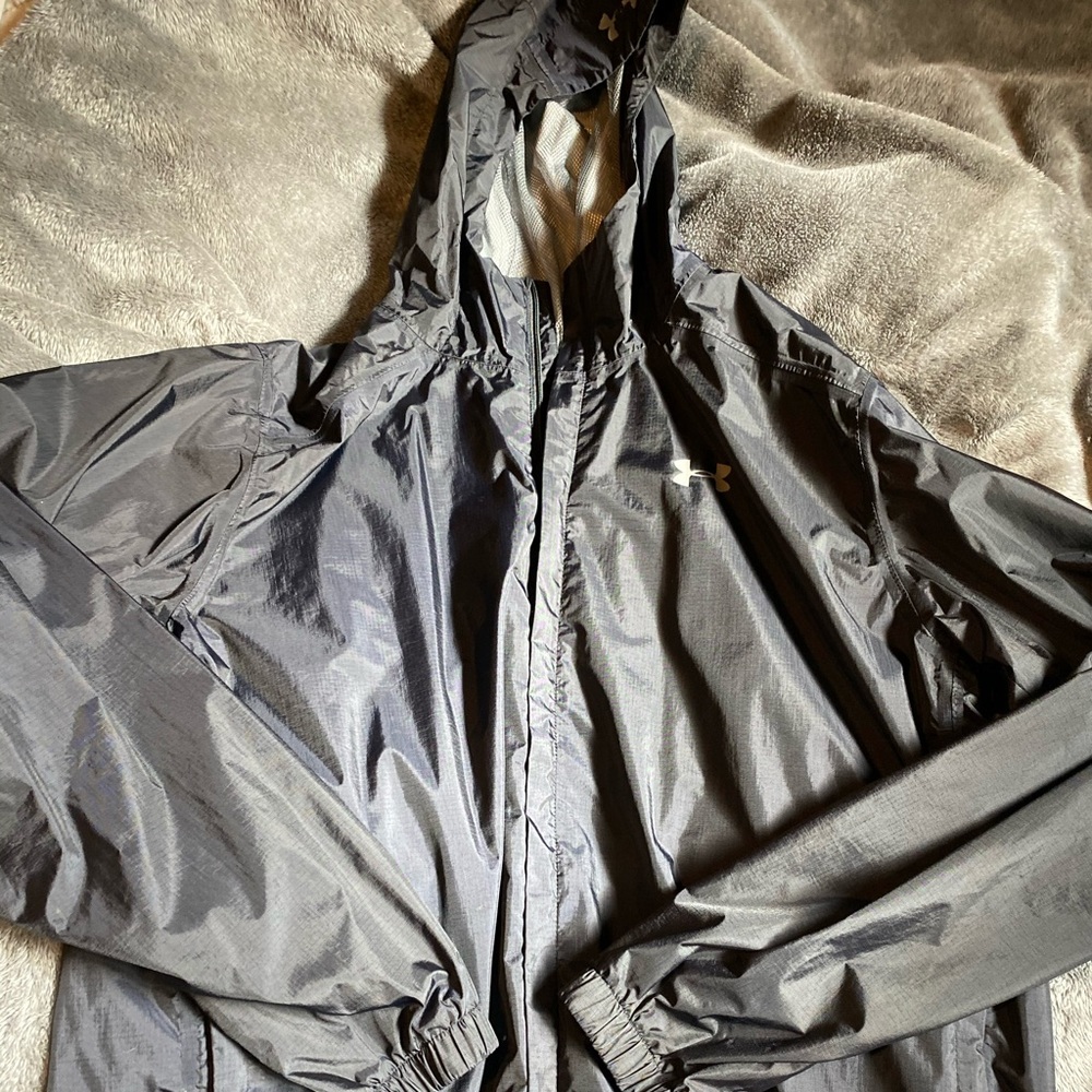Under Armour Windbreaker
